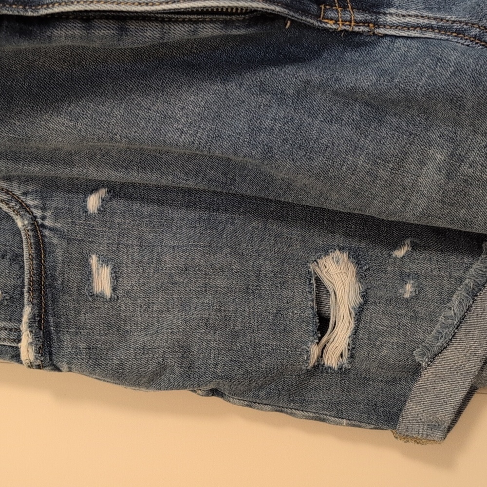 NWT ☀️ Aerie Jean Shorts Distressed with Back Elastic Band - Picture 2 of 8